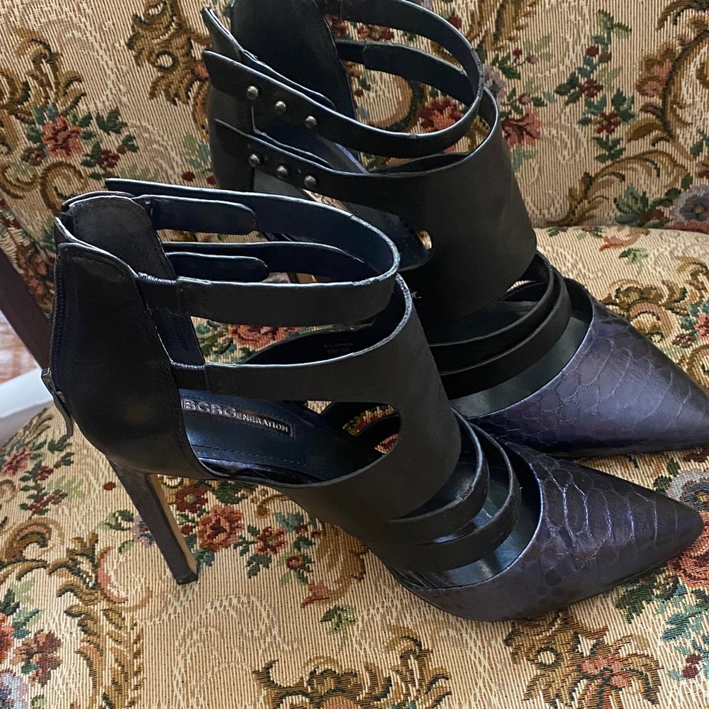 BCBGeneration Black Strappy Pointed-Toe Stiletto Heels